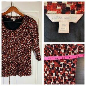 Vtg Laura Ashley Shirt Womens‎ Medium Petite MP Geometric Stretch Comfort Preppy